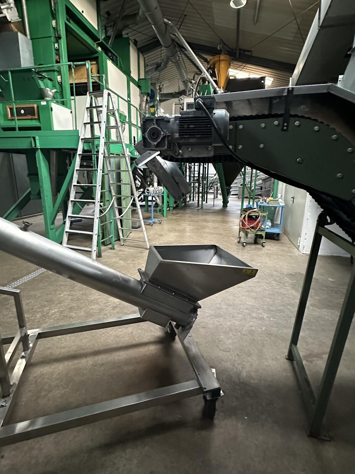 Suche Werkstattmeister, Landmaschinenmechaniker 2