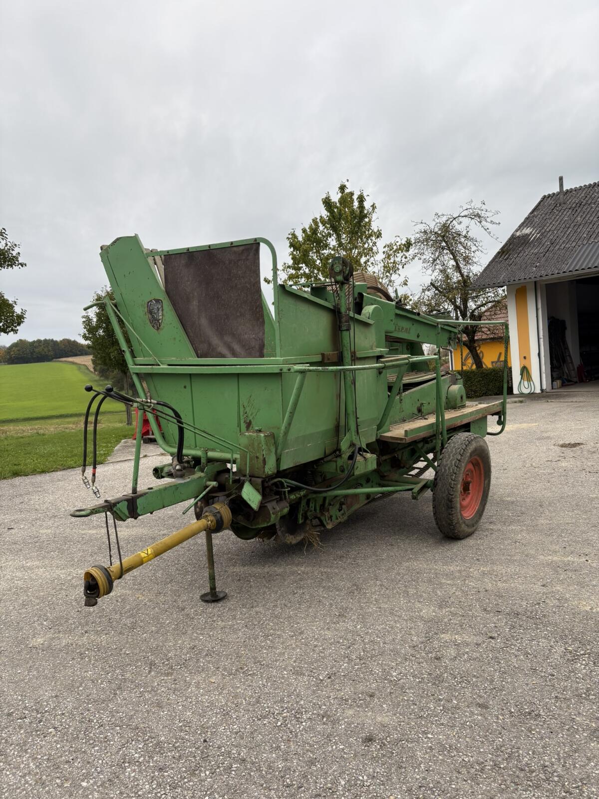 Wiesent Kartoffelvollernter 2