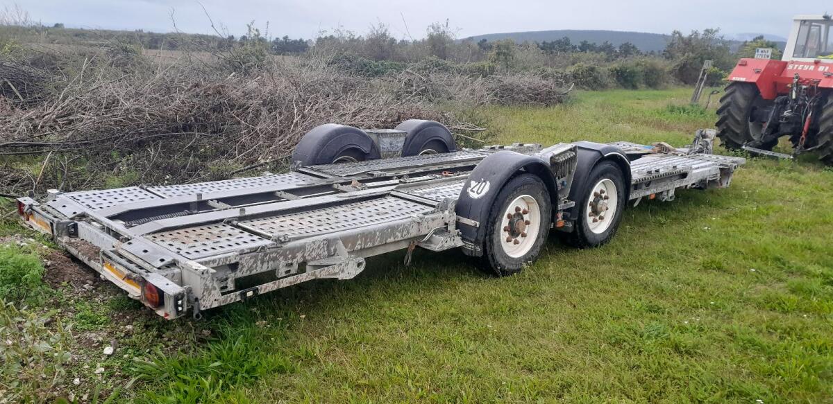 LKW Anhänger Tieflader 3