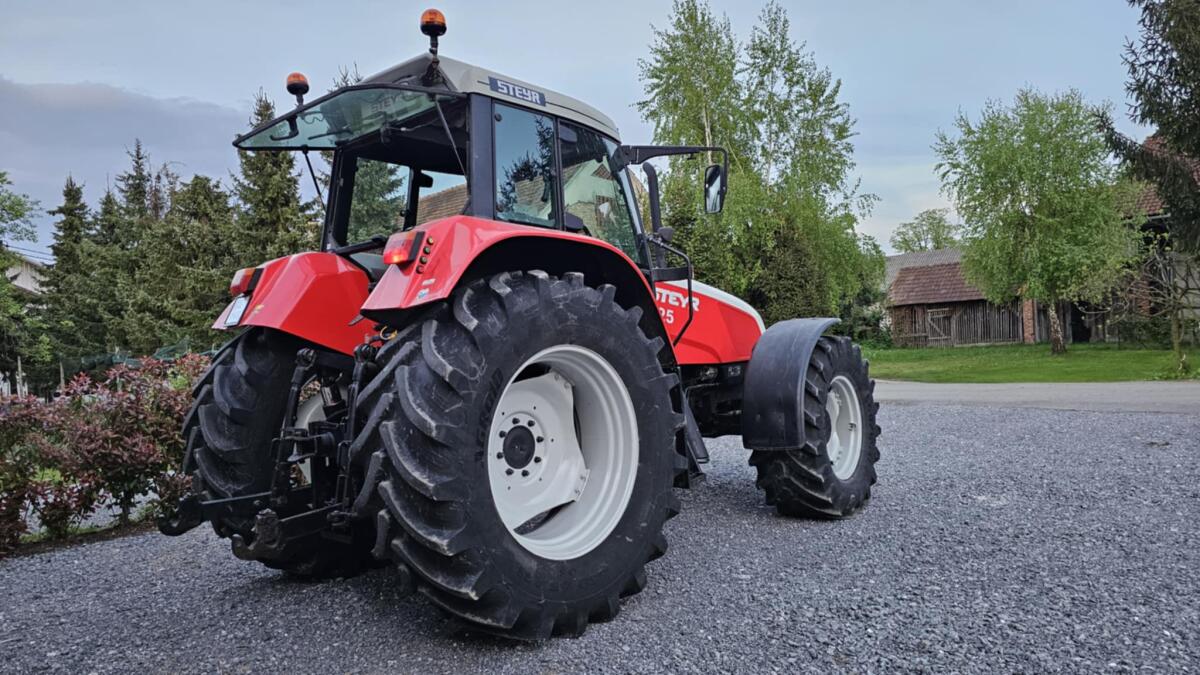 Steyr 9125 2