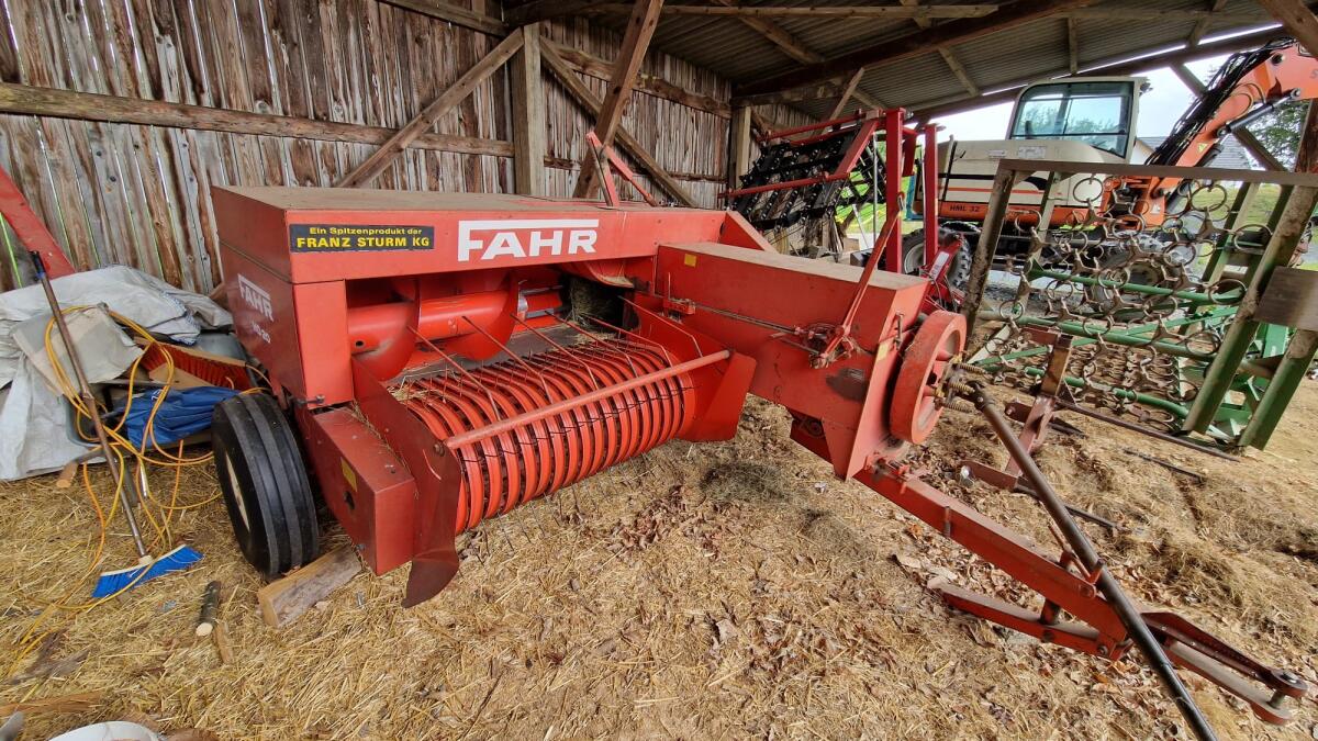 Kleinballenpresse Fahr 1