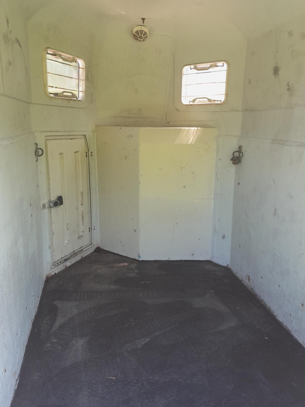 Böckmann Pferdeanhänger Classic 2