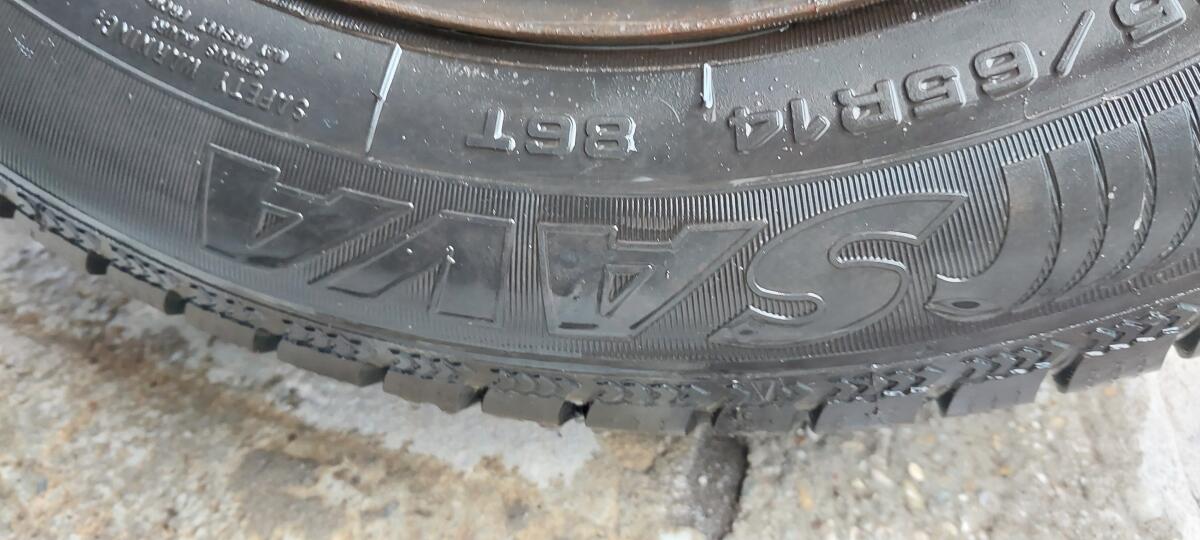 Winterreifen 185/65R 14 Ford 3