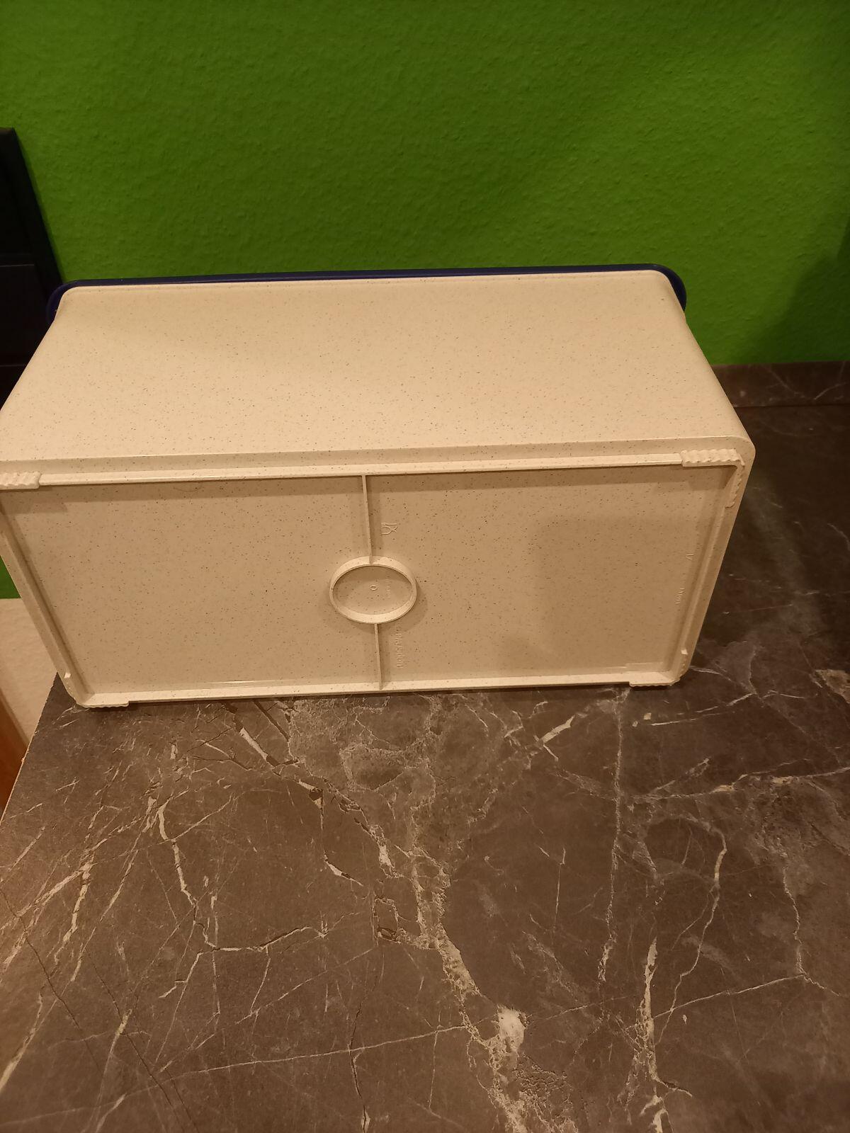 Tupperware Dose mit Sichtfenster 2