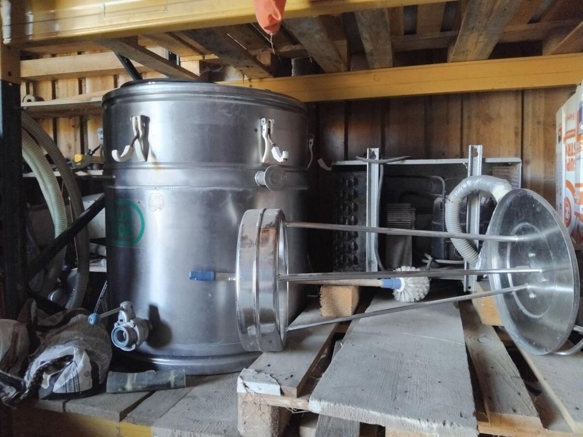 Milchtank und Kühlung Typ 250 1