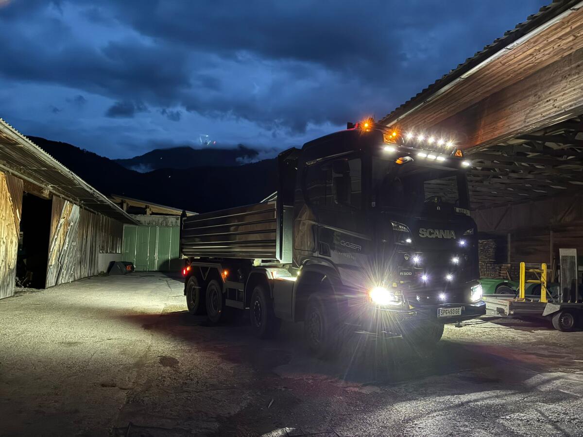 Scania R500 Kipper 8x6 1