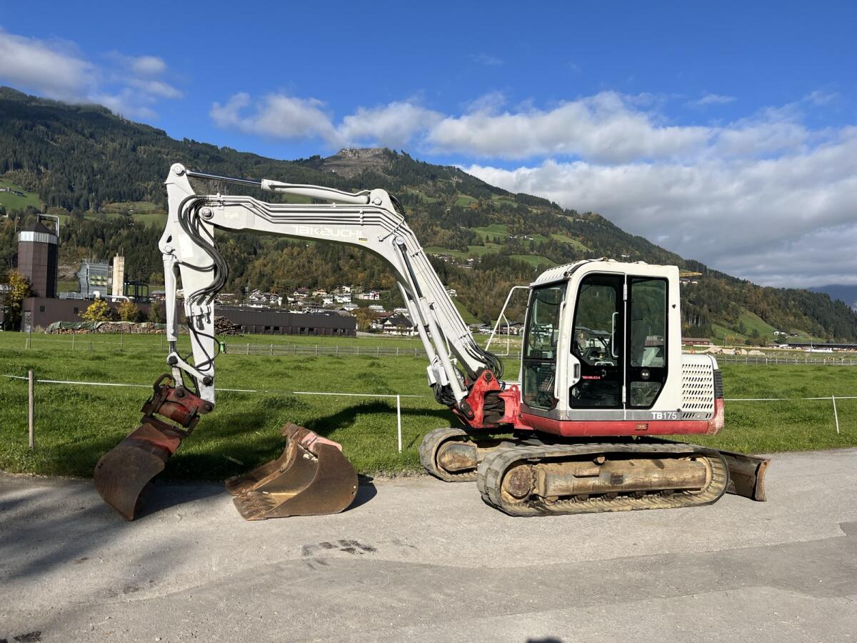 Takeuchi TB175 Bagger Powertilt 3+4 Steuerkreis 1