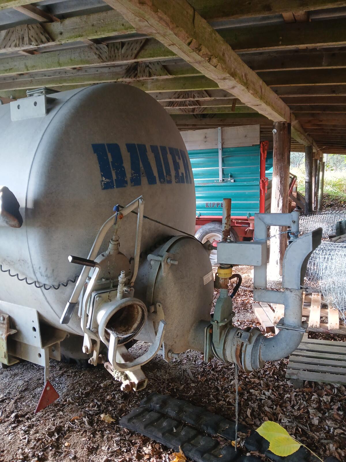 Güllefass Bauer 3