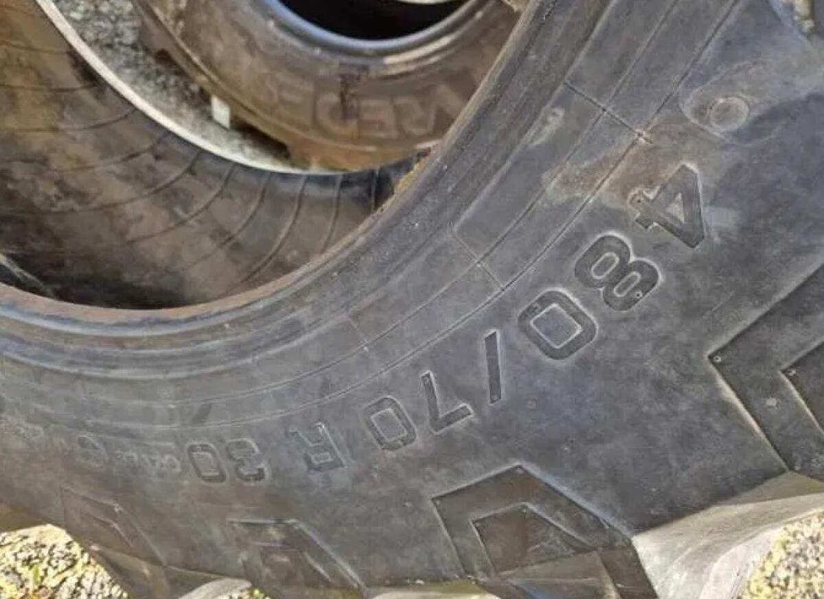 Pirelli 480/70R30 2