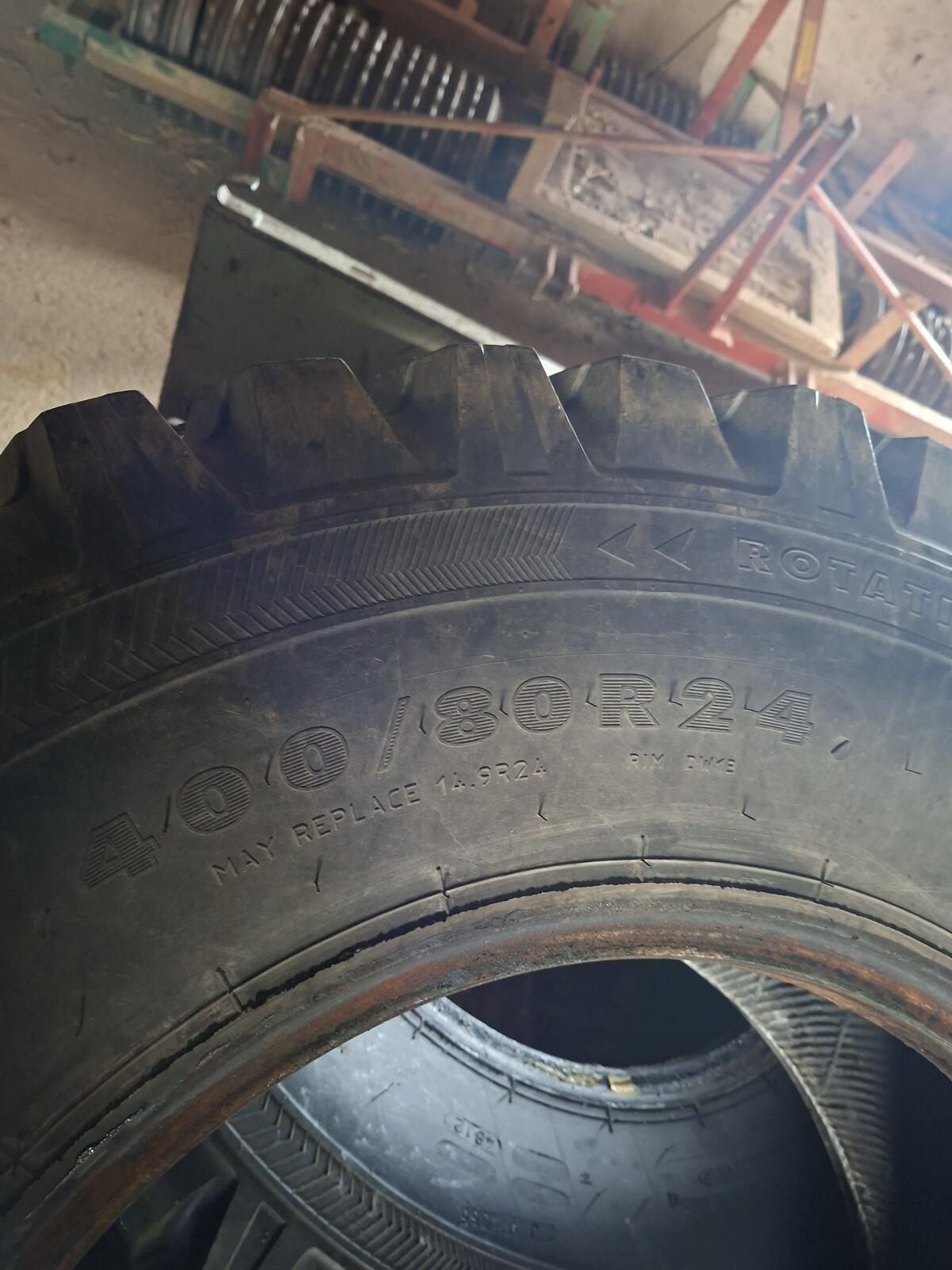 Nokian TRI 2 Extreme 400/80R24 Straßenreifen für Traktor 2 S 3