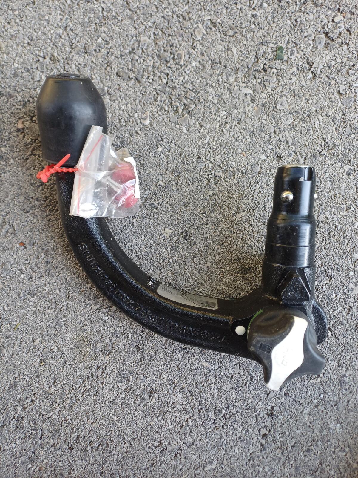 Anhängerkupplung NEU VW Touran 3