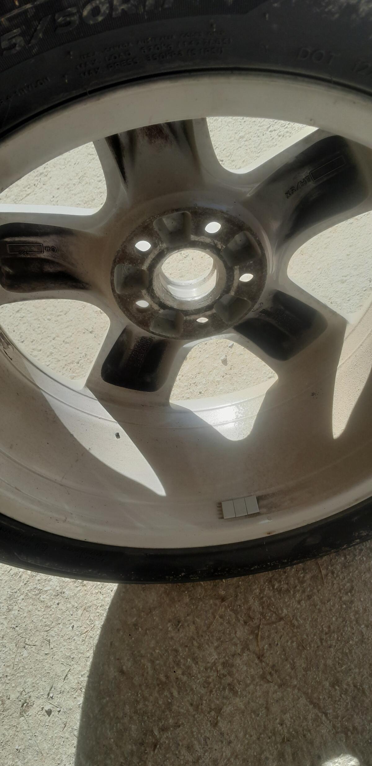 Alufelgen mit Sommereifen Hankook 225/50R17 94W 1