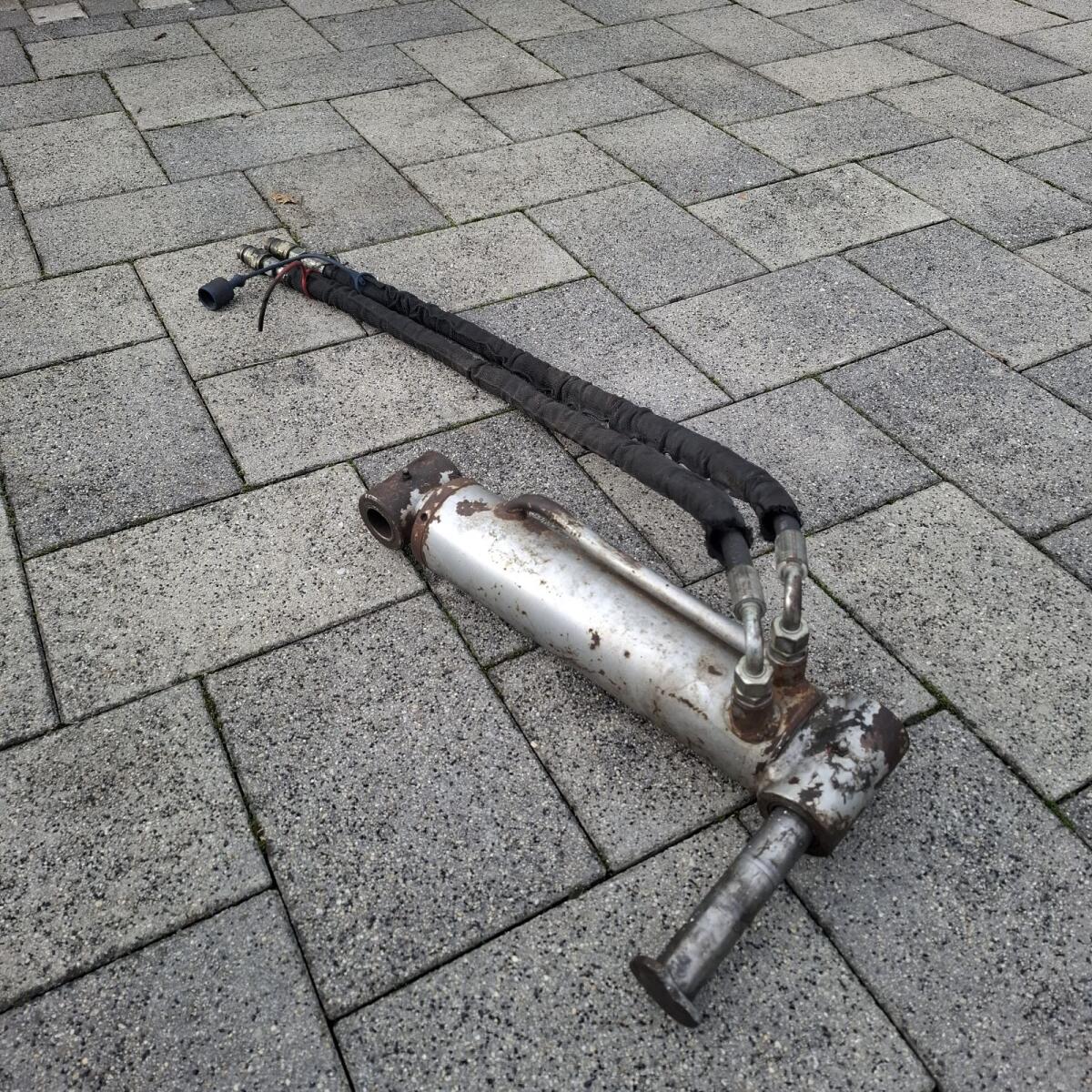Hydraulikzylinder doppeltwirkend 2