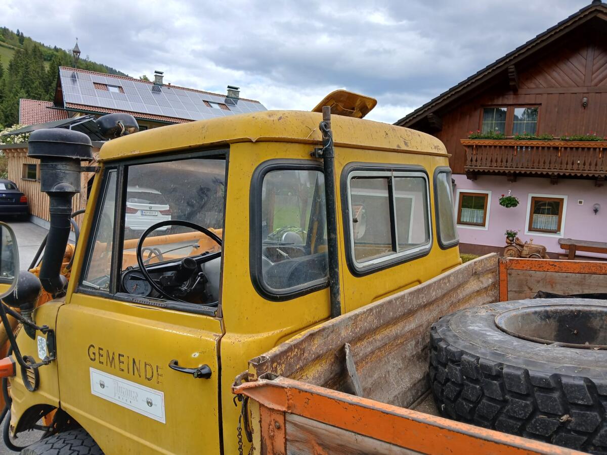 Unimog 406 2
