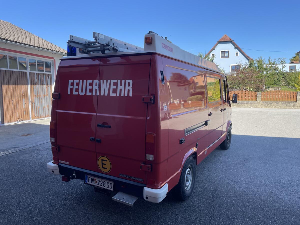 Mercedes Benz T1 310/33 3