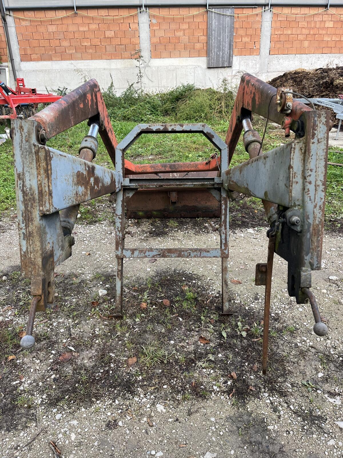 Frontlader Arbeitsbüher 2