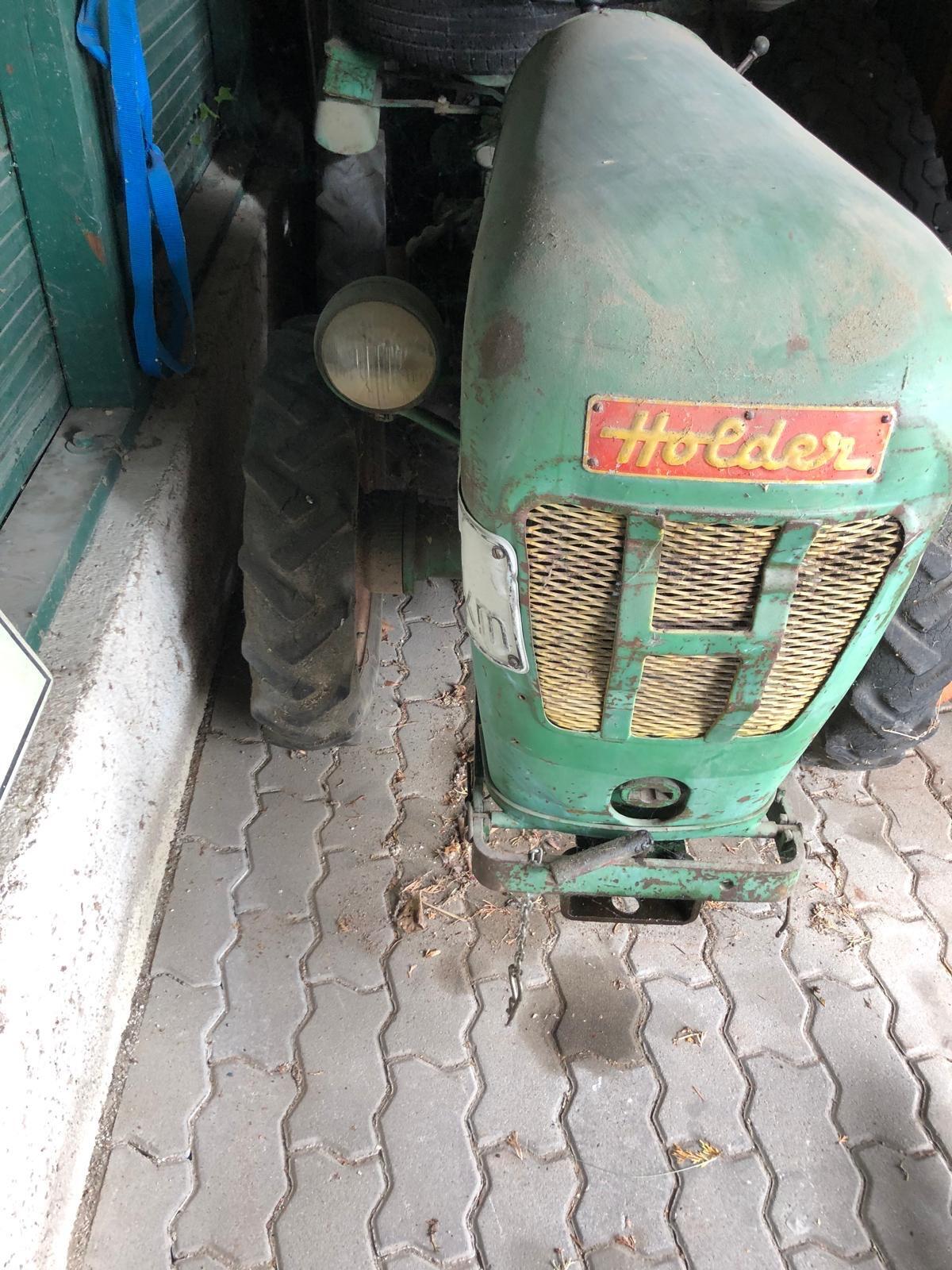 Holder A12 1
