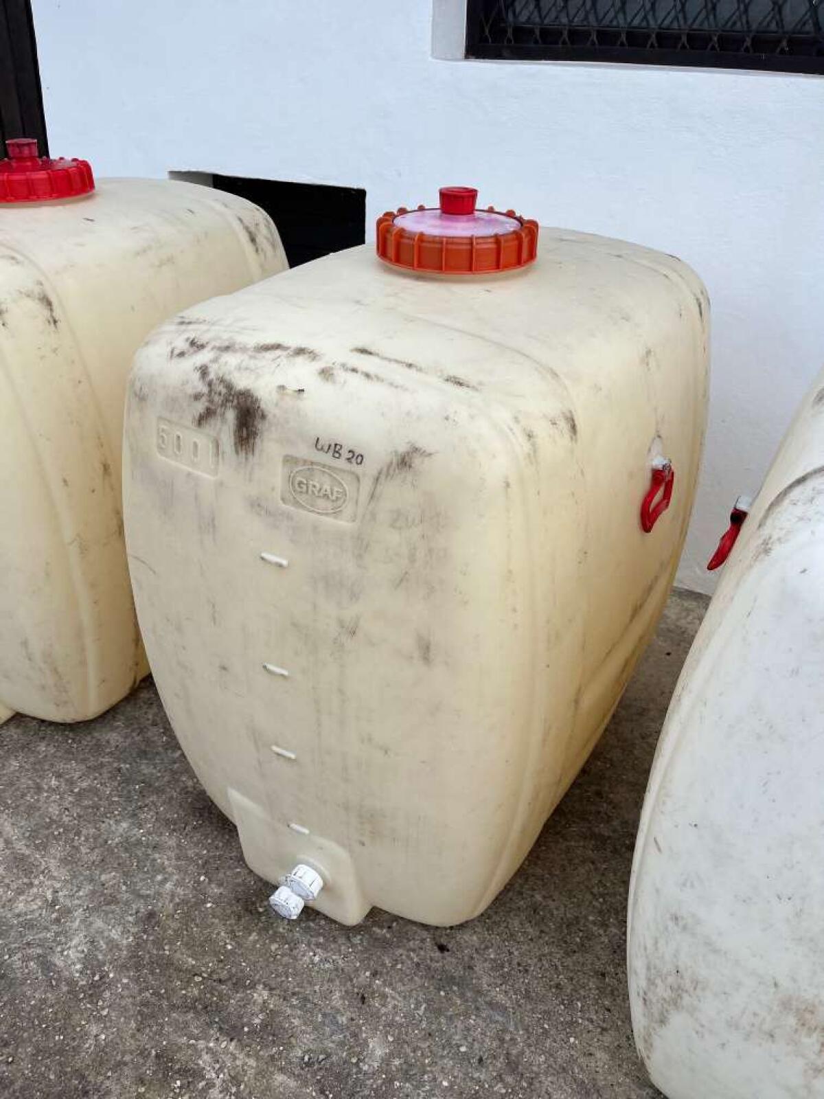 Weintank 500 l - 2 Stk. 3