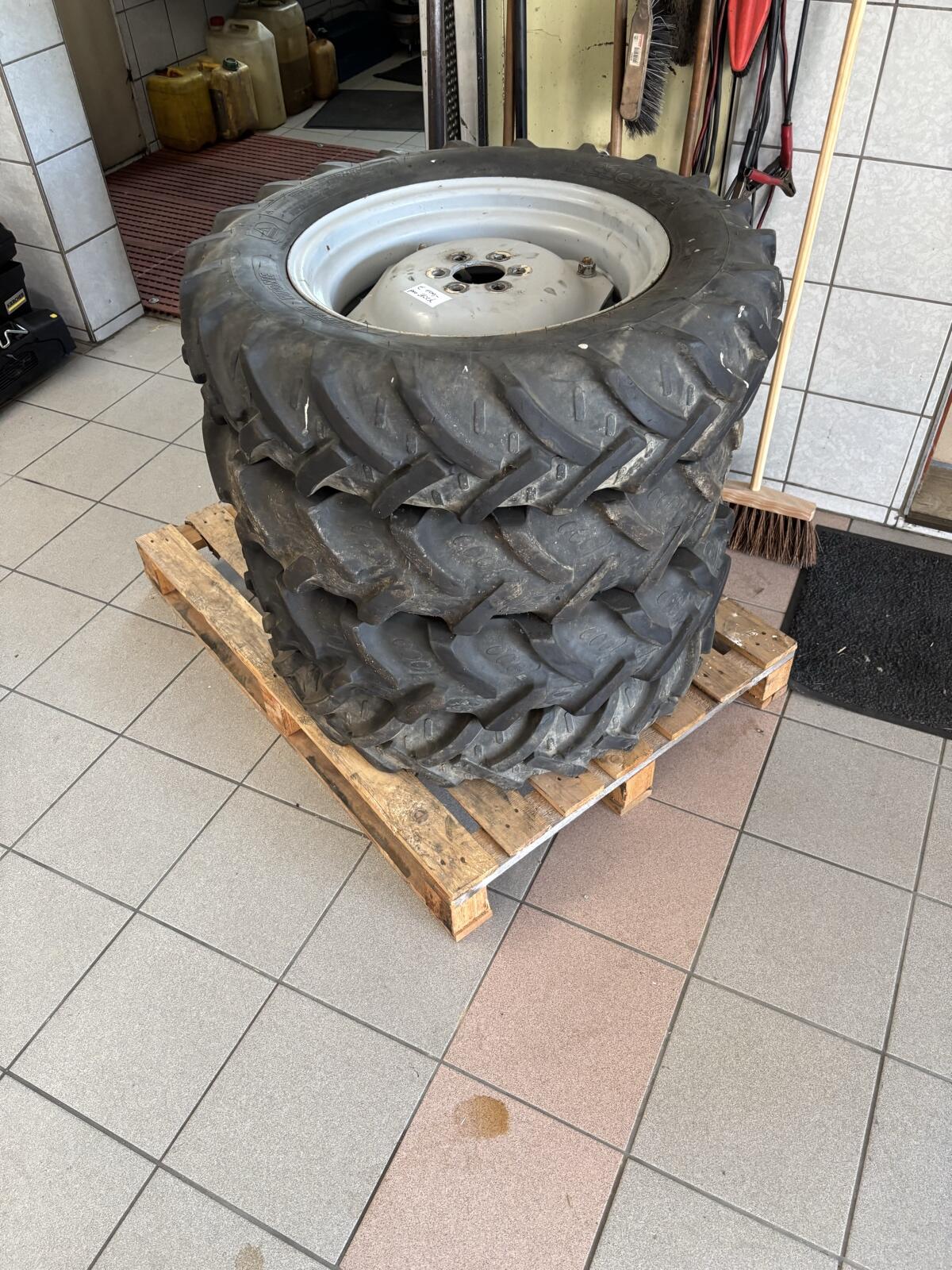 Räder 7.50R20 3