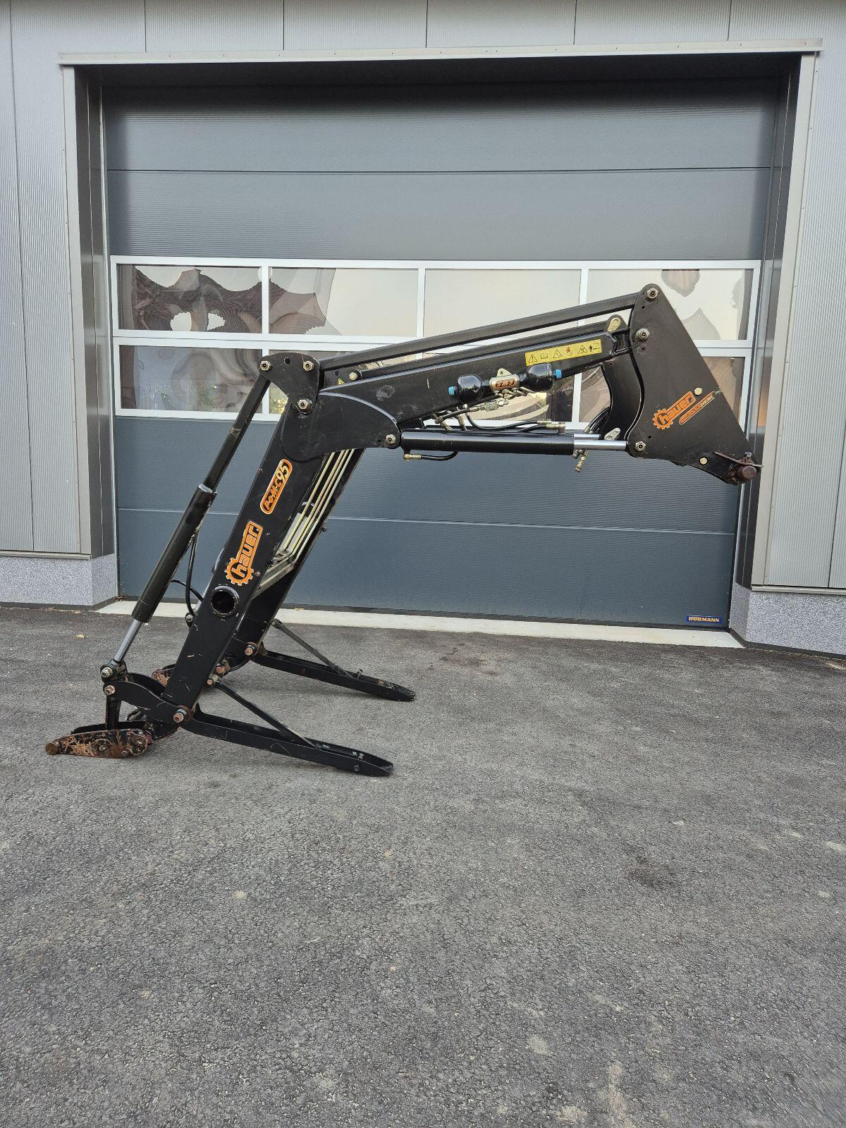 Hauer POM-C 95 Frontlader 3