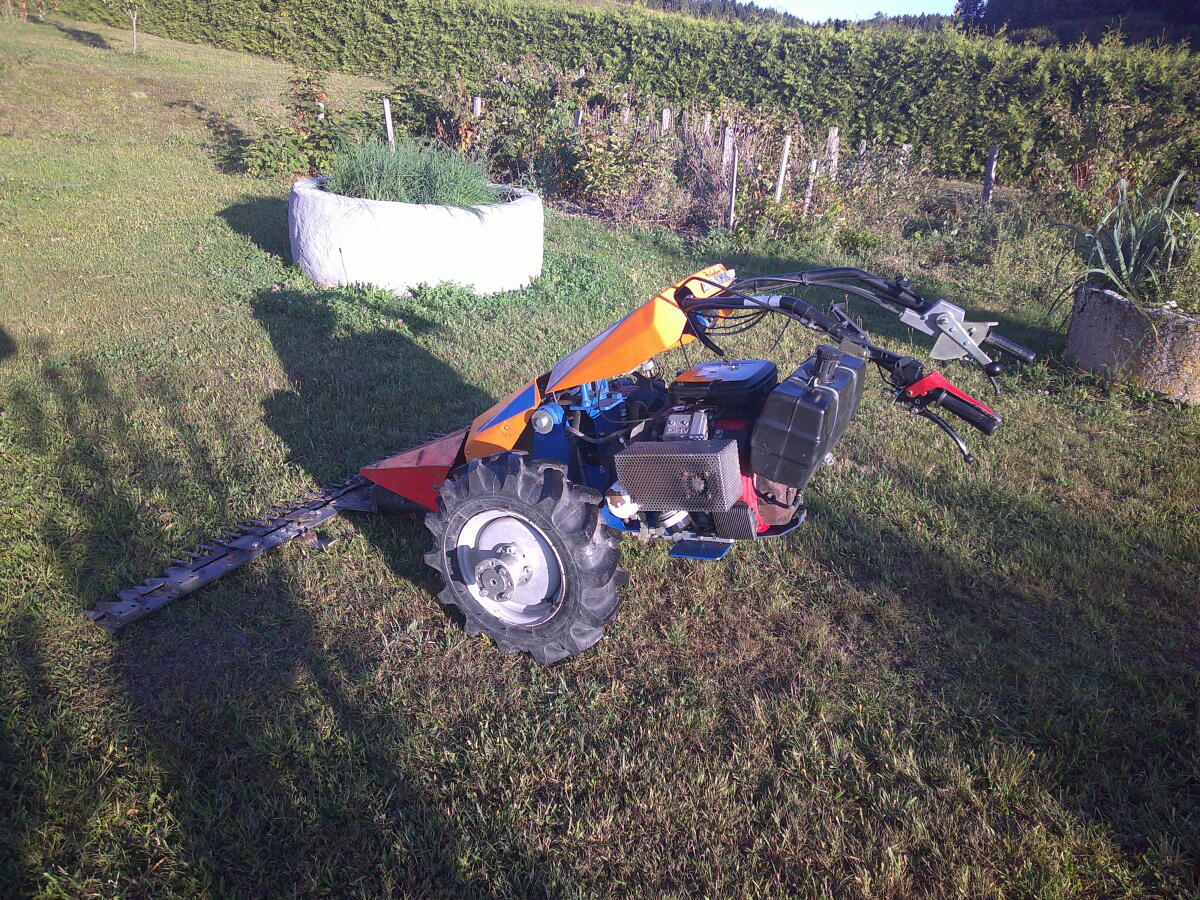 Irus Motormäher Komtrac 3