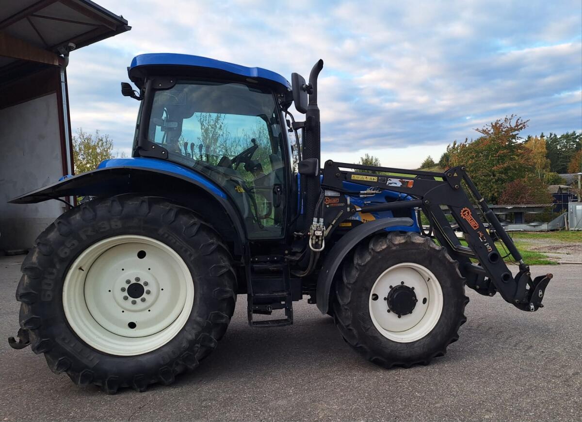 New Holland TS 110 A 2