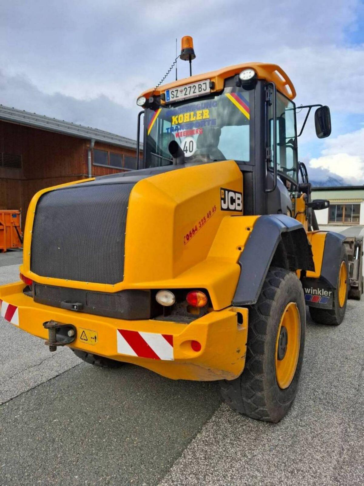 Radlader JCB 411HT 3