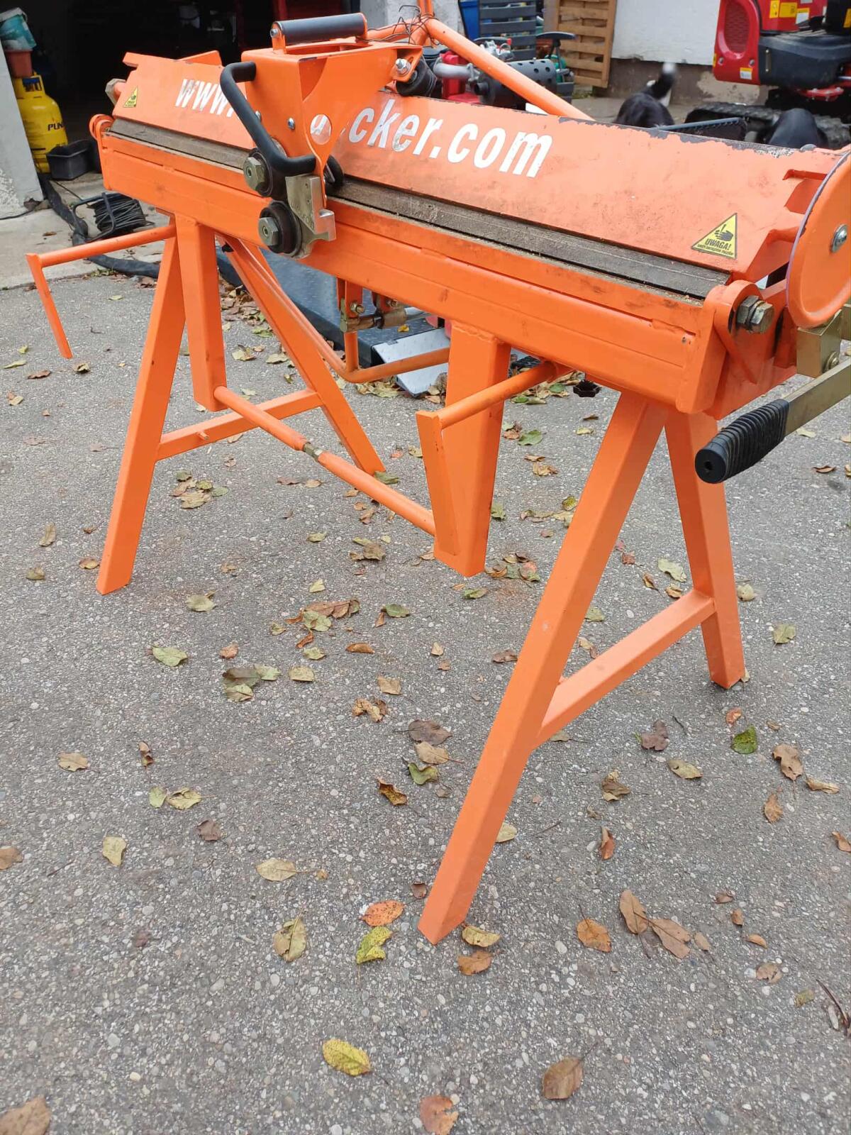 Blechbiegemaschine 1