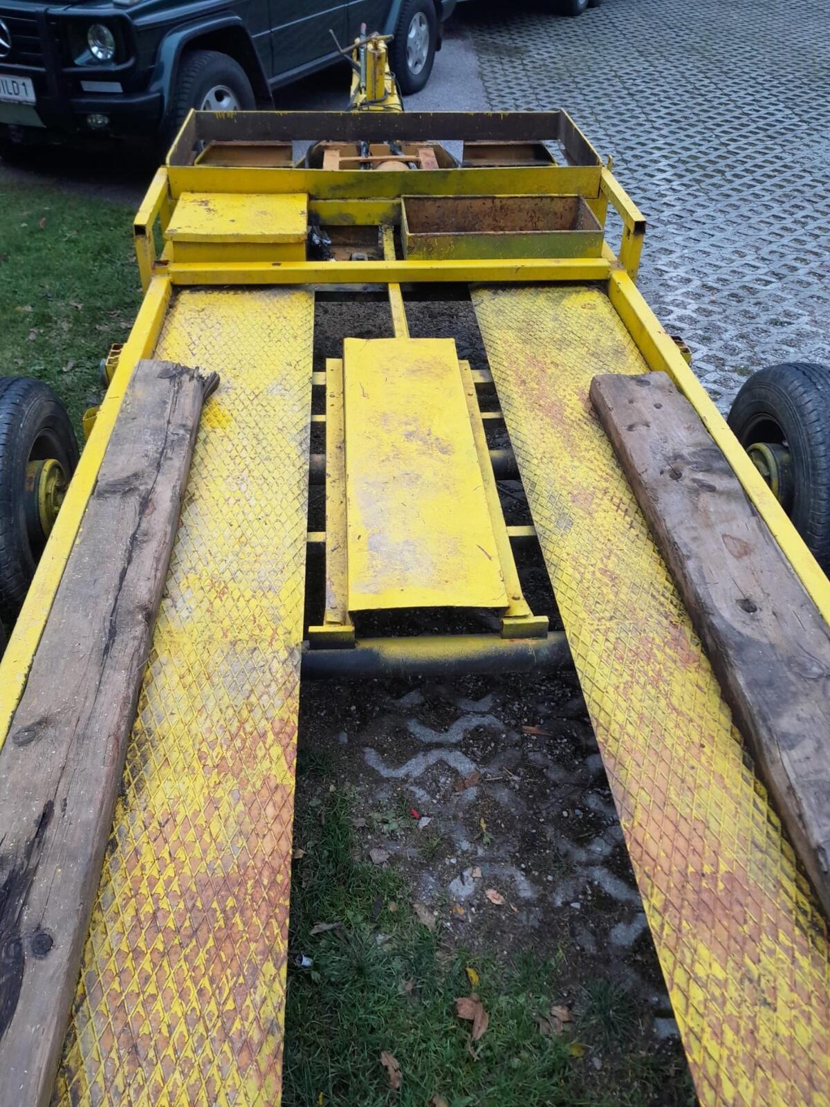 Anhänger Tieflader 3