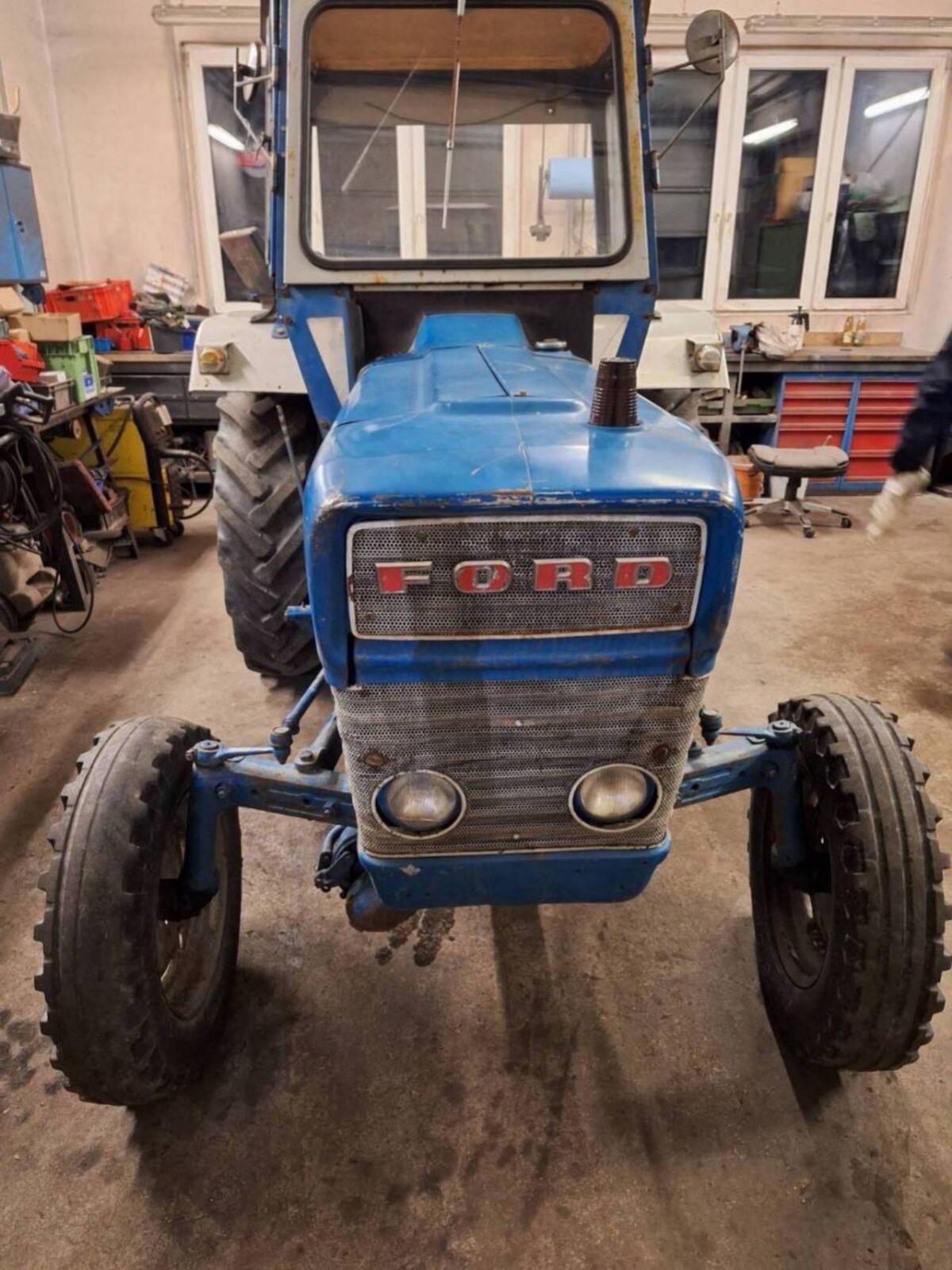 Ford 2000 Ersatzteile 3