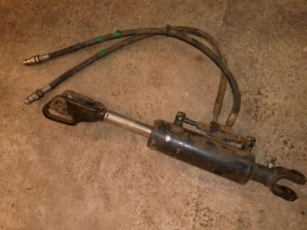 Hydraulische Hubstrebe für New Holland TS-A T6000 1