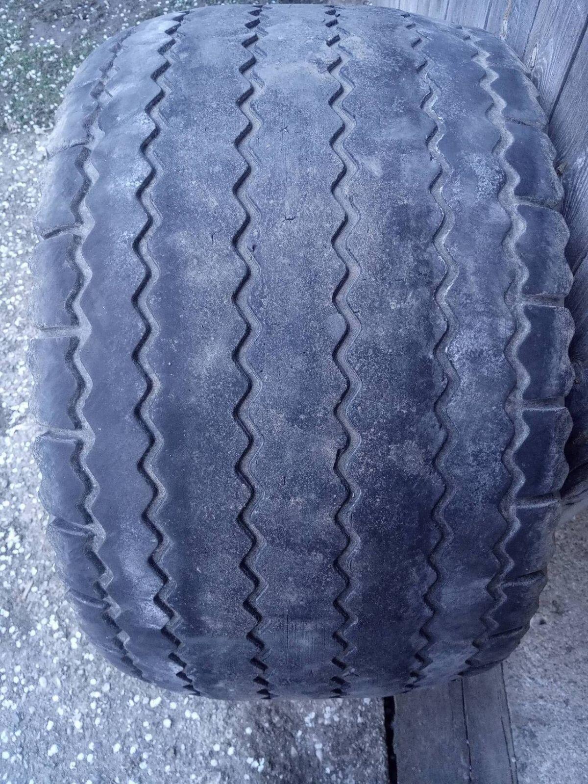 Reifen Vredestein 500/50-17 2