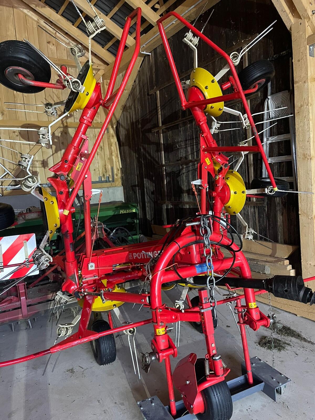 Pöttinger Kreiselheuer 61 NZ 1