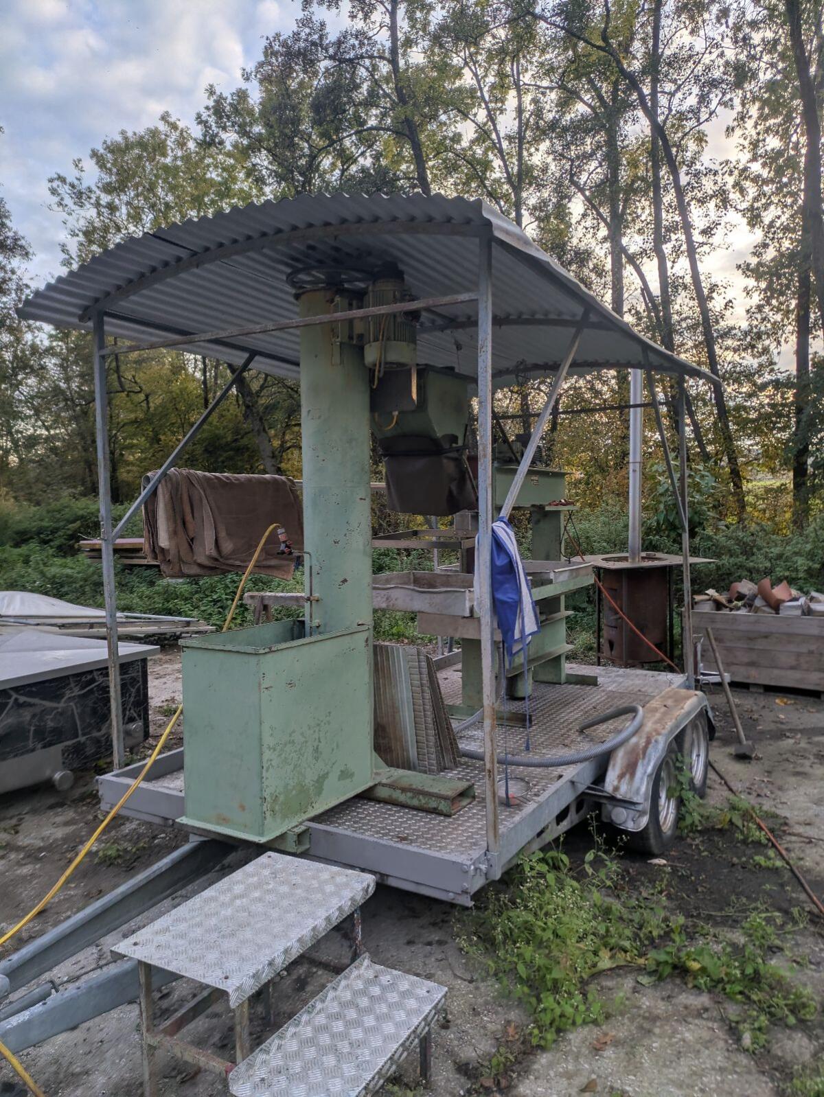 Mostpresse mit Pasteurisierungsanlage und Fässer 1