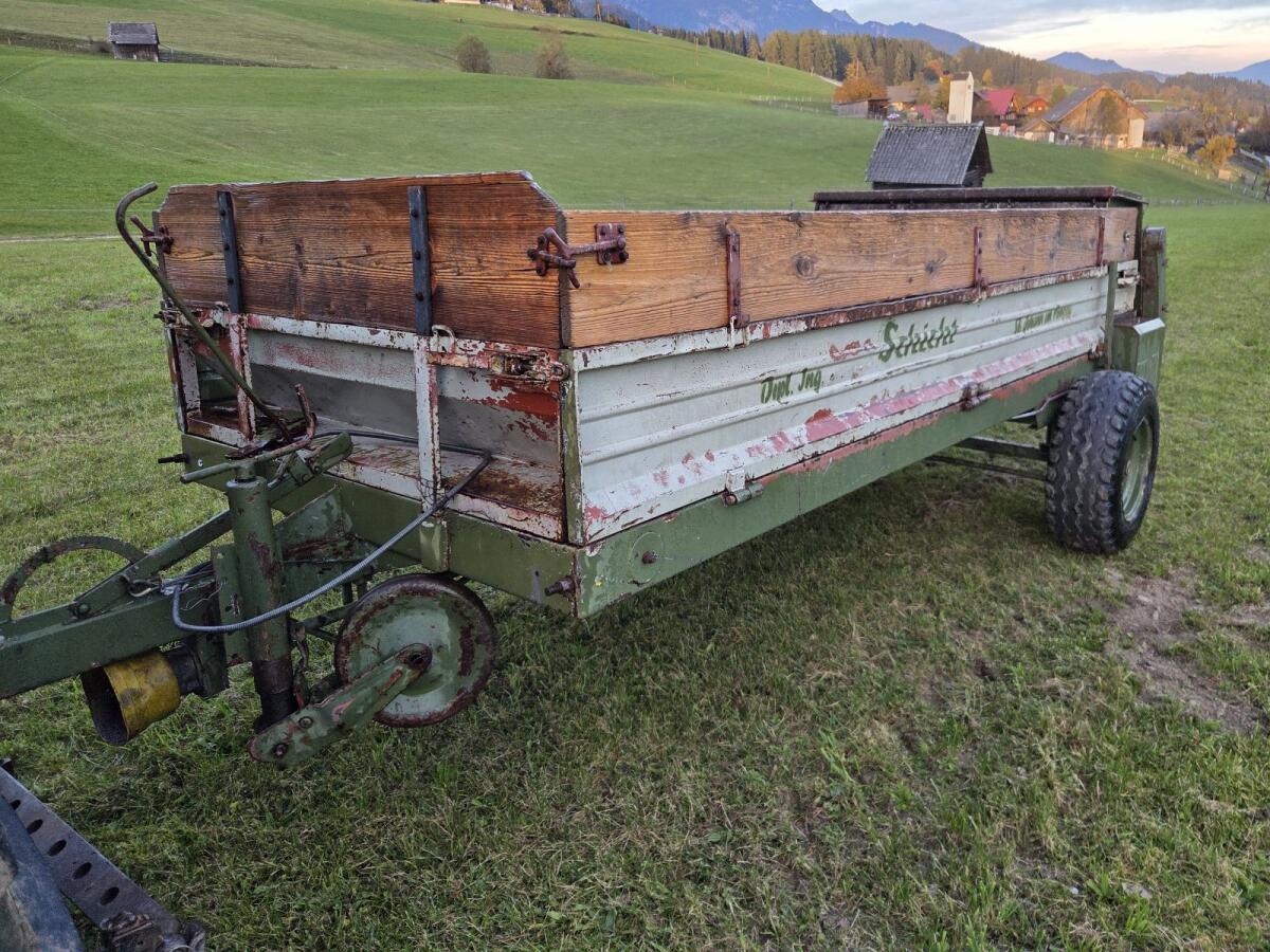Bergmiststreuer Schicht 3 t 3