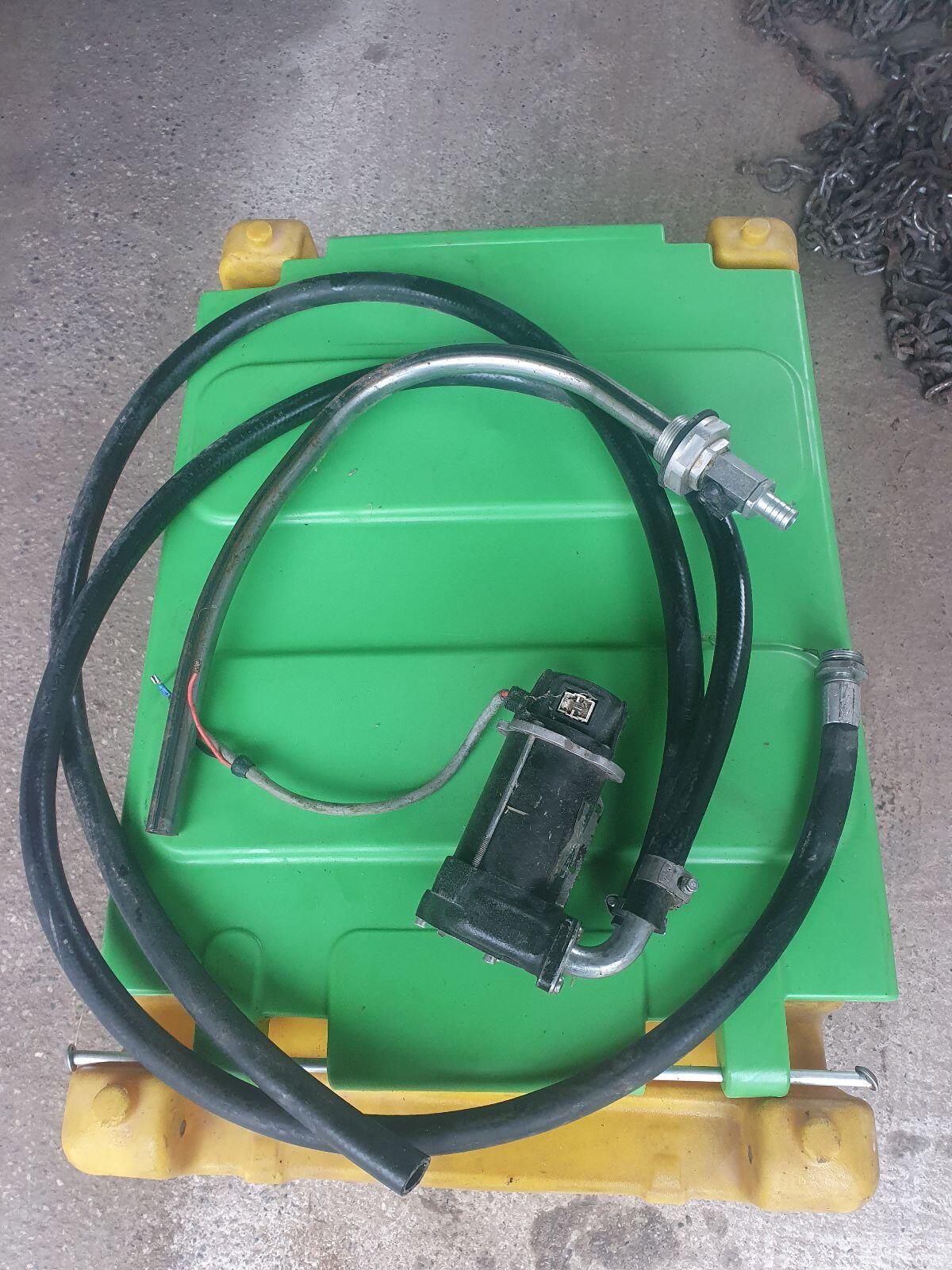 Transporttank mit Pumpe 2