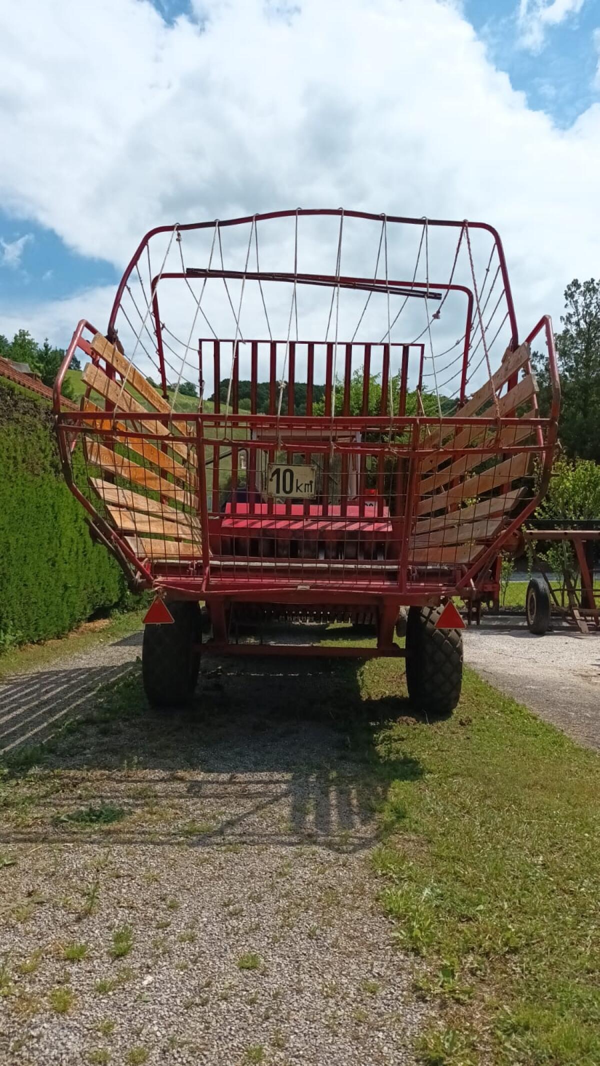 Pöttinger Ladewagen 3