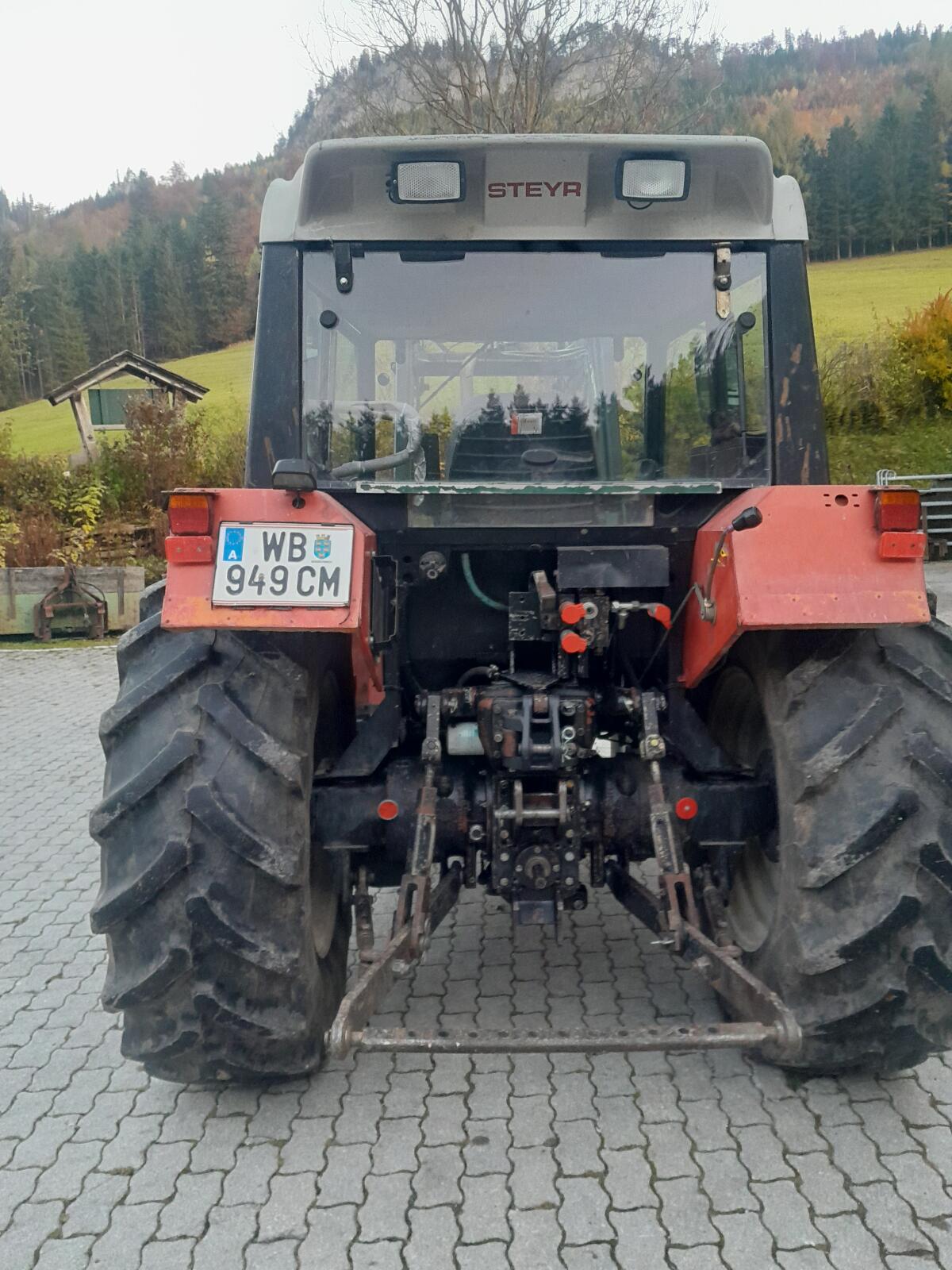 Steyr 975 2