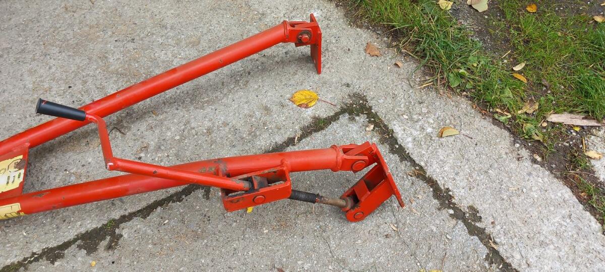 Dreipunkt-Deichsel 3