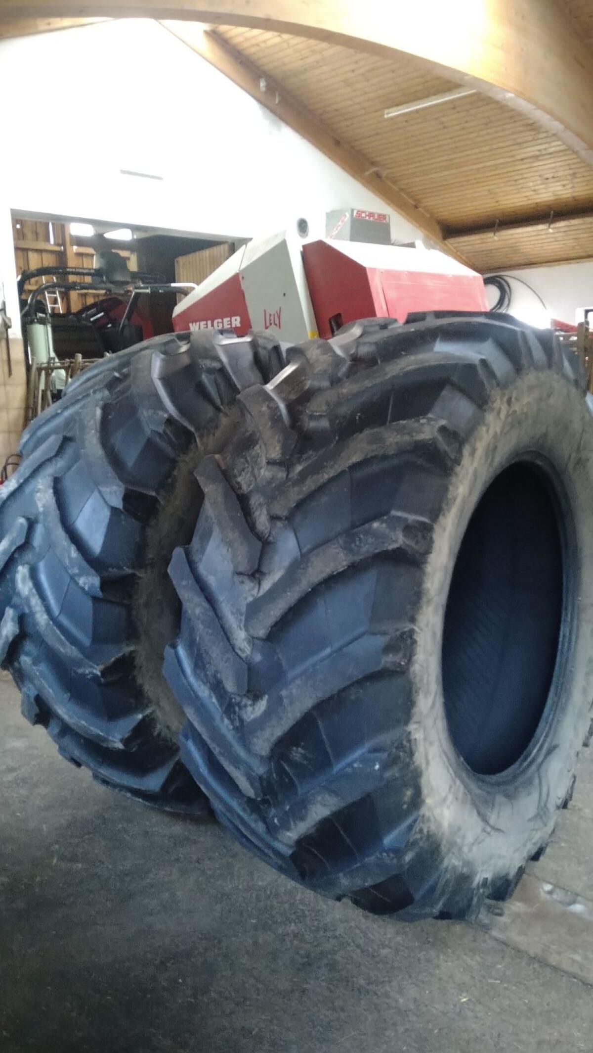 710/70 R38 Trelleborg TM 800 2