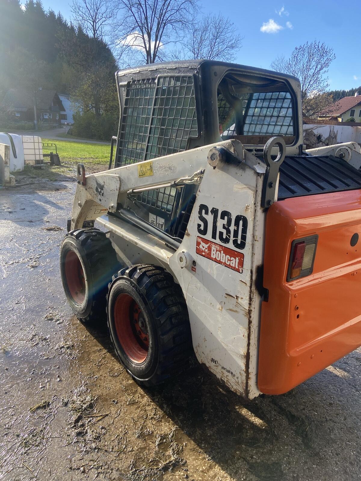 Bobcat S130 Kompaktlader 2