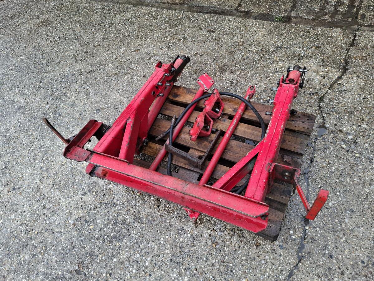 Massey Ferguson Frontlader mit Konsole 2