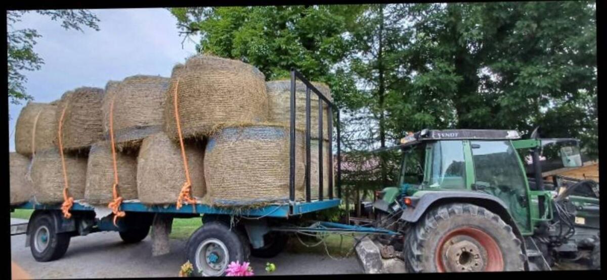 Ballenwagen (umgebauter Wap Anhänger) 2