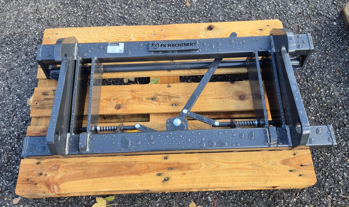 Liebherr Radlader Euroaufnahme Adapter 1