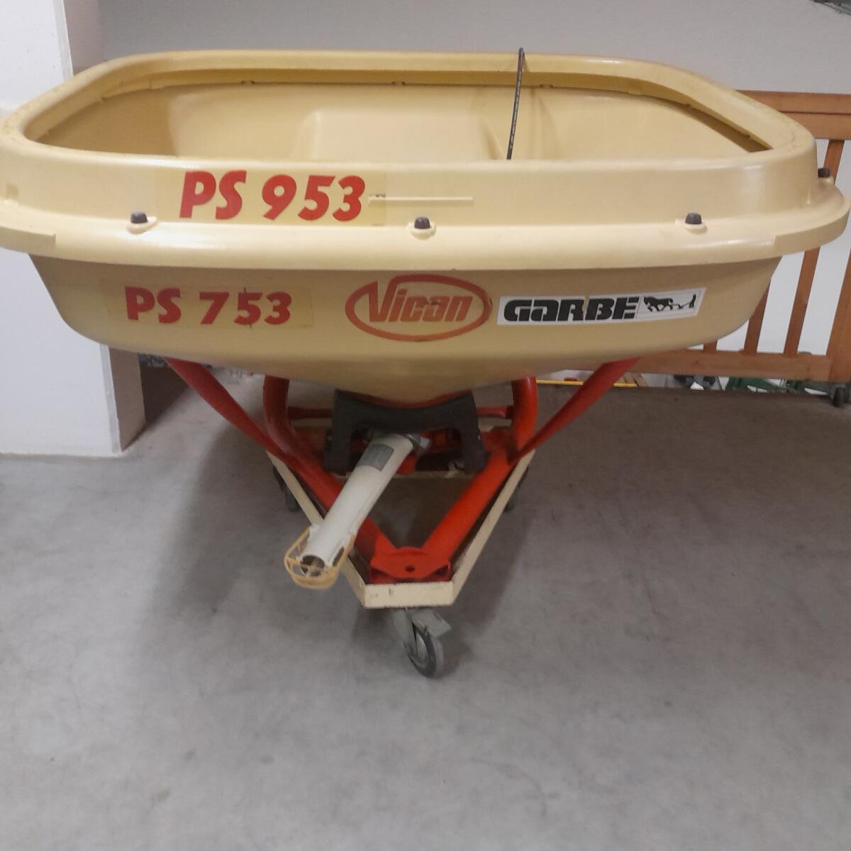Vicon Pendel-Düngerstreuer PS 953 2