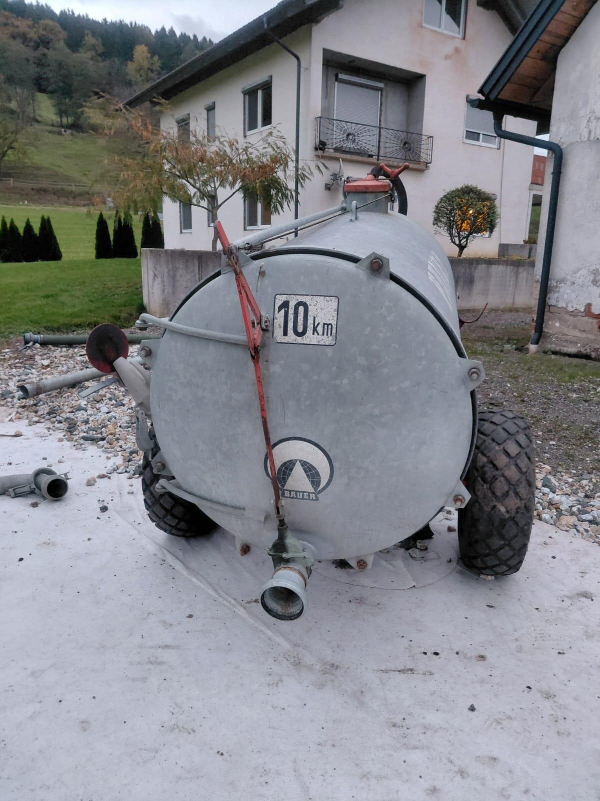 Güllefass 2.100 Liter 1