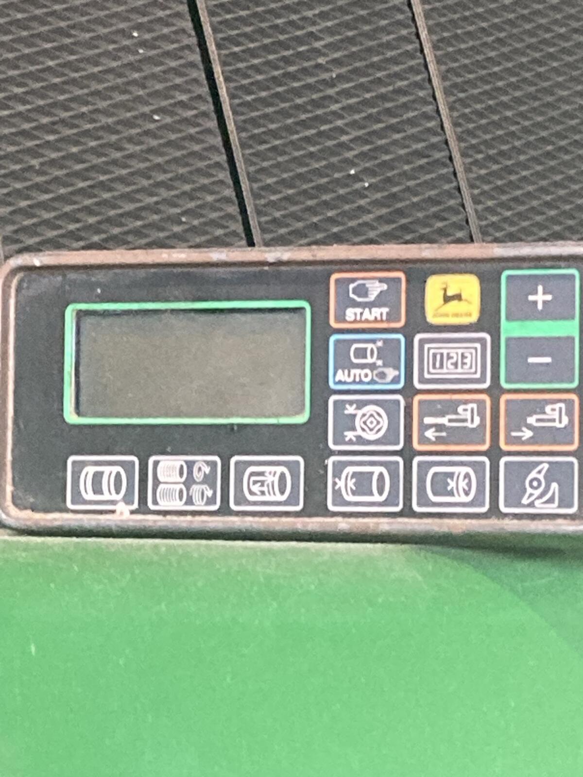 John Deere 580 2