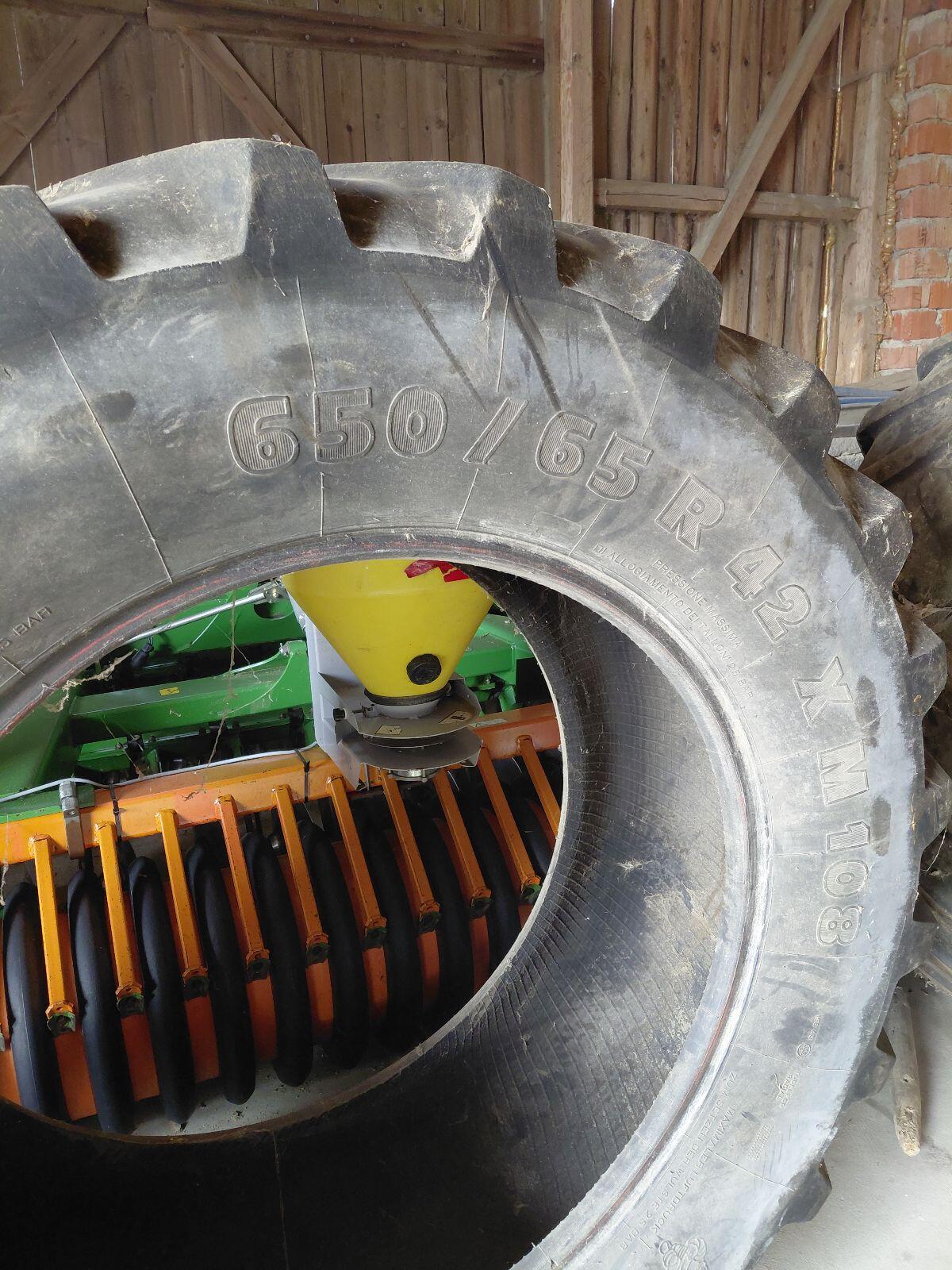 Verkaufe Reifen Michelin 650/65 R 42 1