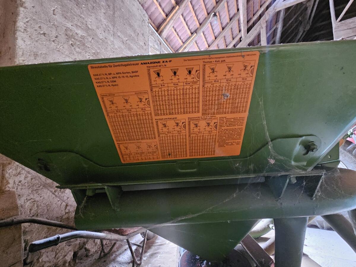 Amazone ZA-F 604 R Zweischeibenstreuer 2