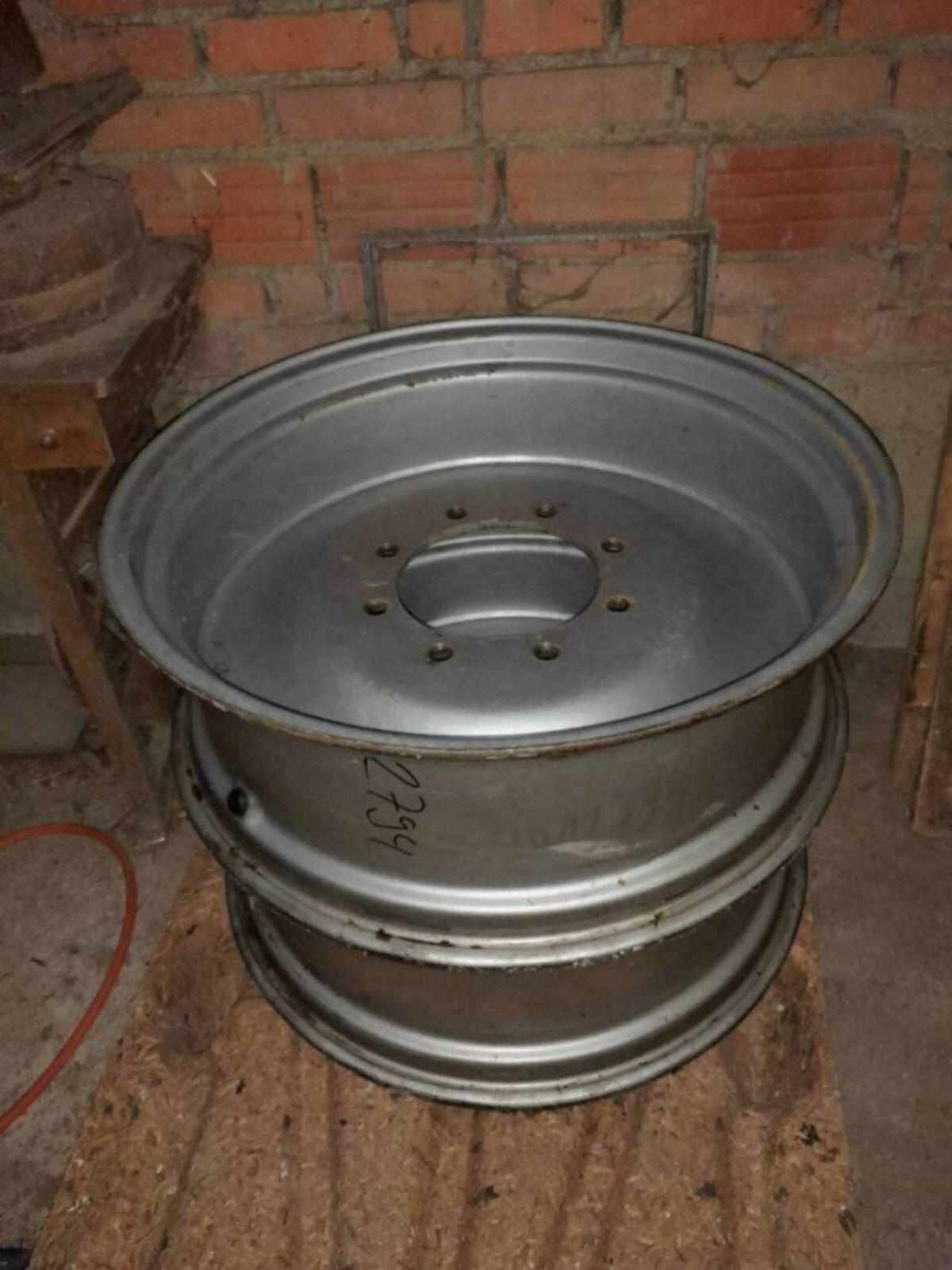 28" Felgen für Pflegereifen 1